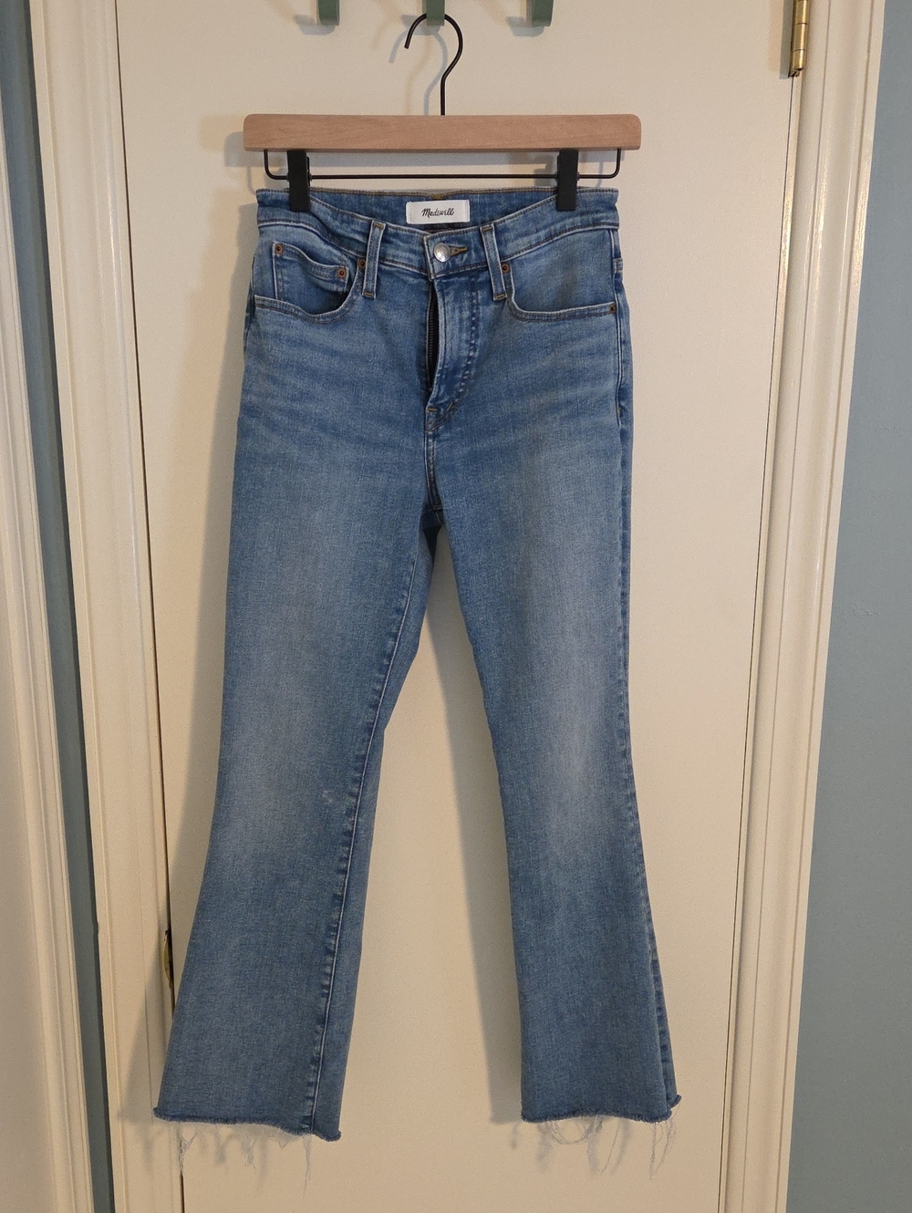 Madewell The Flare Crop Jean in Super Stretch Denim
